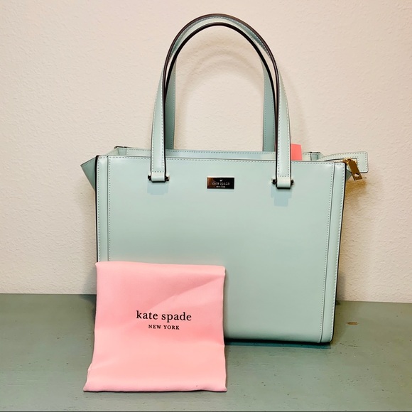 ♠️ NEW WITH TAGS ♠️ KATE SPADE REGATTA COURT - Picture 3 of 8